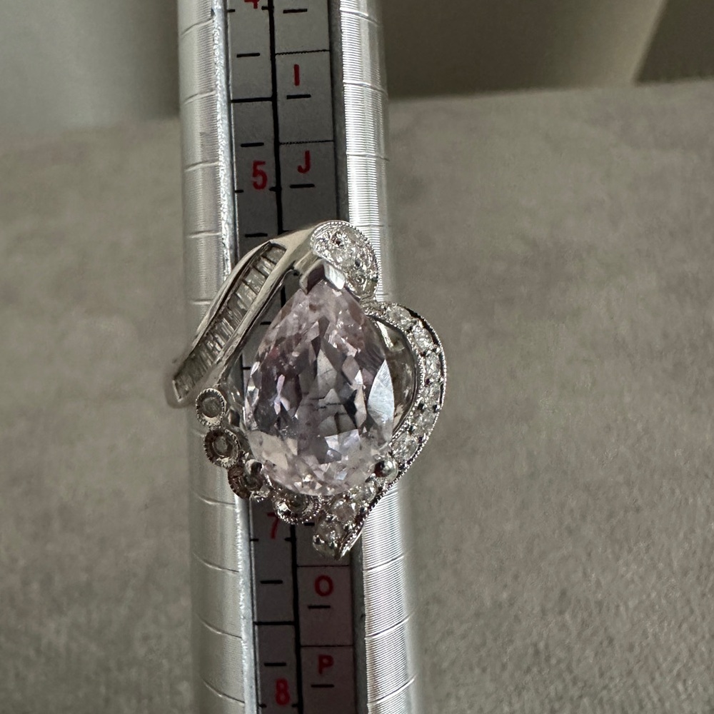 CZ fashion cocktail ring! - Picture 10 of 10